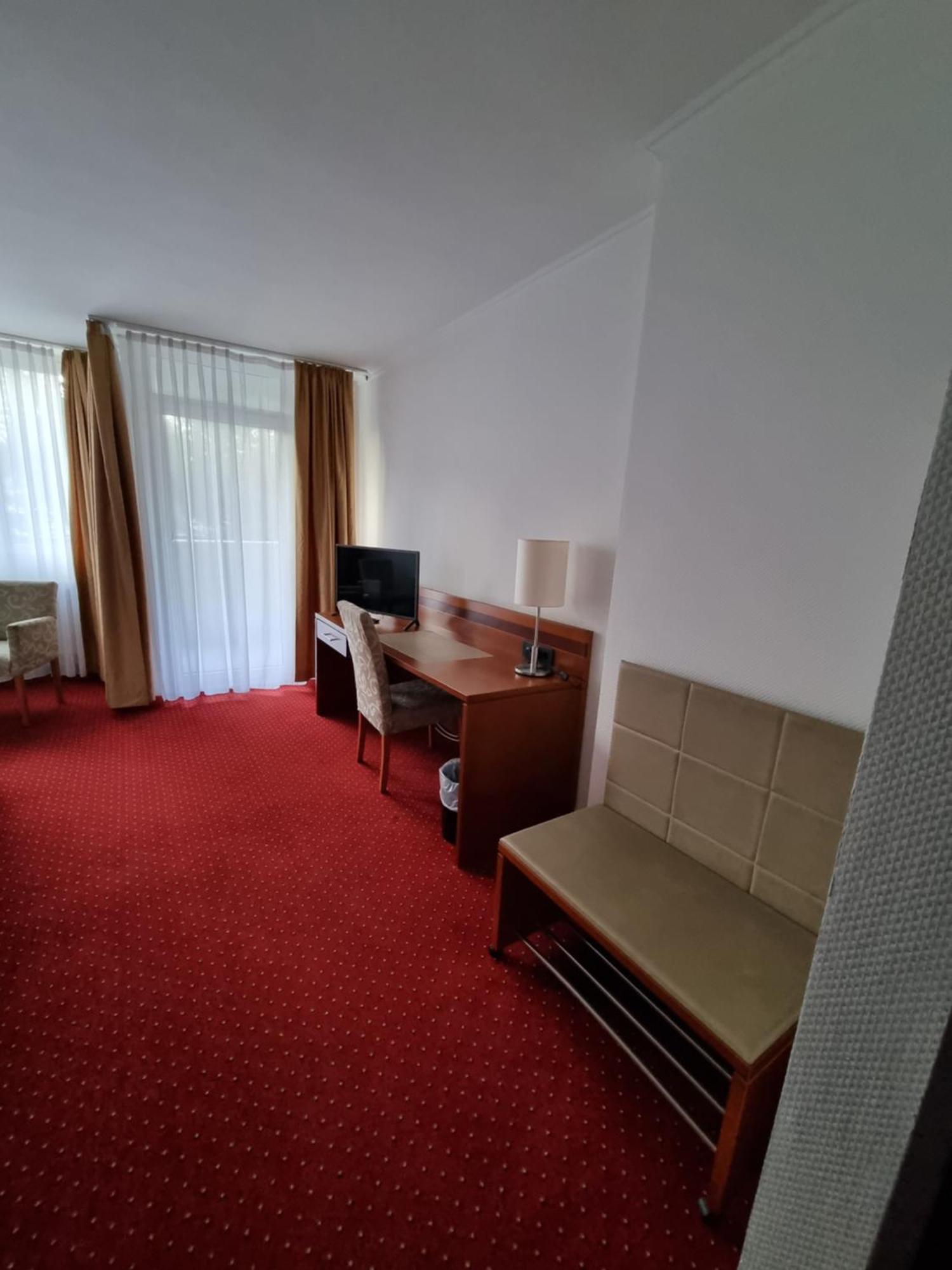 Hotel Am Rosenpark Aachen Dış mekan fotoğraf