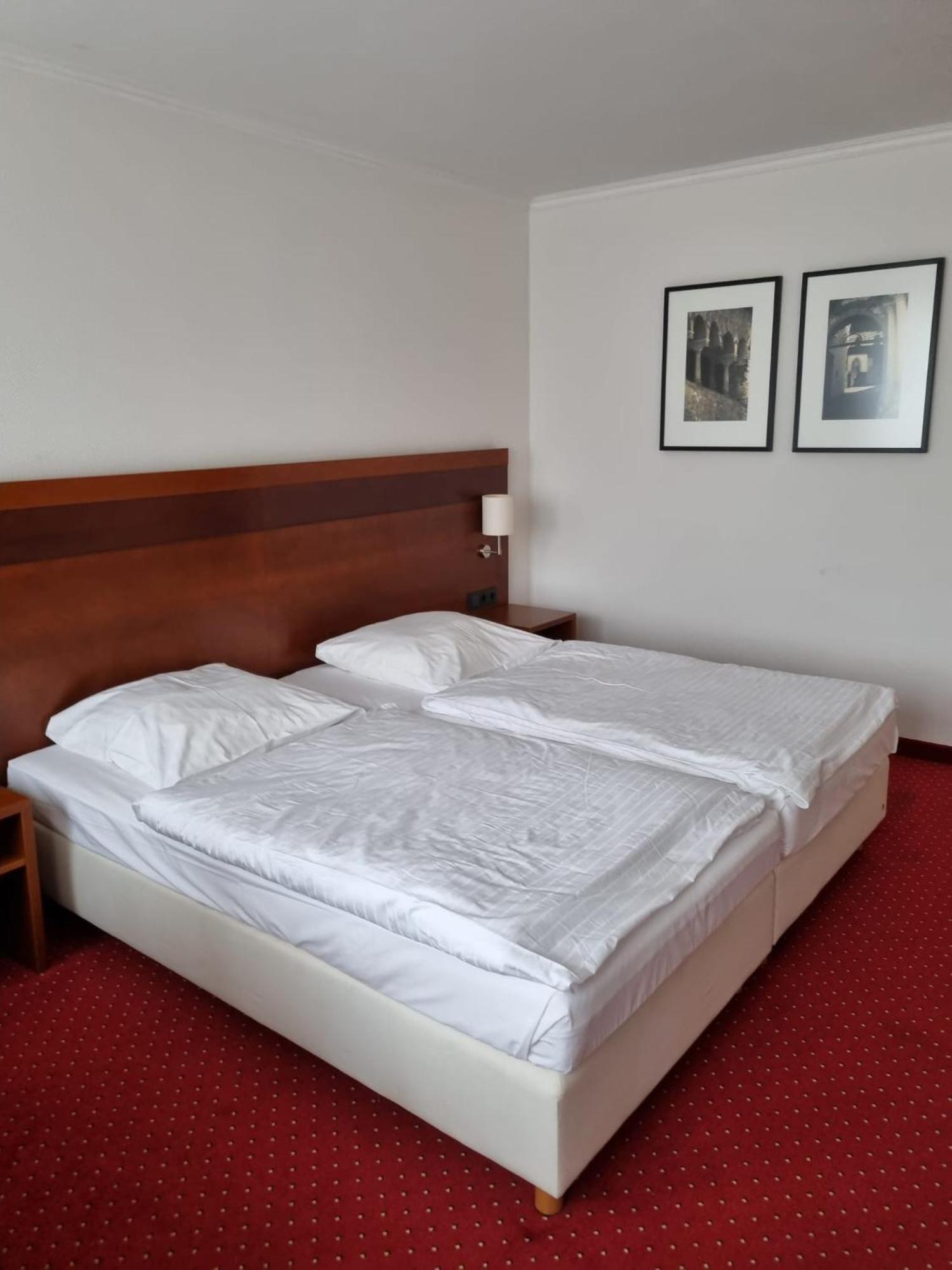Hotel Am Rosenpark Aachen Dış mekan fotoğraf